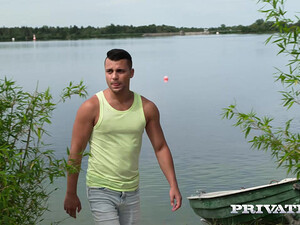 Нежный трах в попу и море оргазма помогают паре укрепить любовь