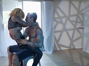 Приватный танец Бонни Ротен закончился жарким анальным сексом